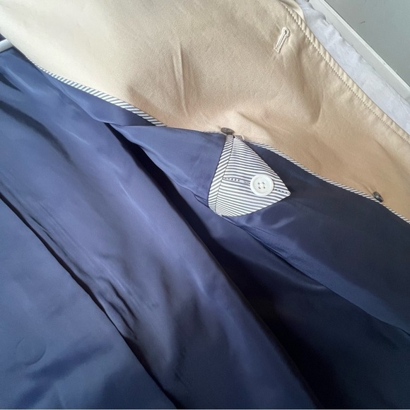 J.Crew Short Trench Jacket in Vintage Khaki Size Medium - Picture 9 of 12